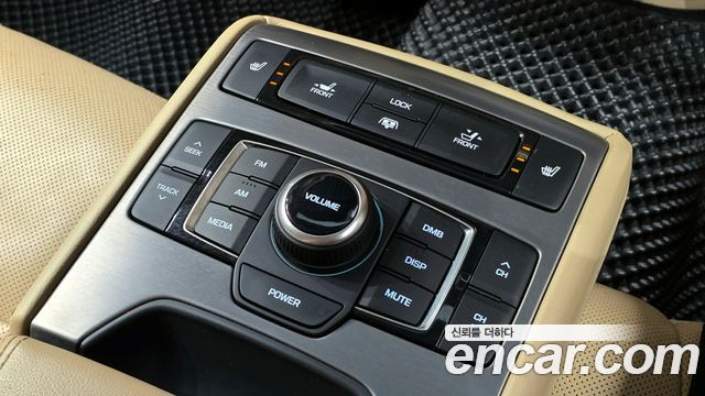Hyundai Genesis 2016 — photo 27