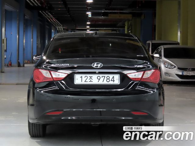 Hyundai Sonata 2010 — photo 4