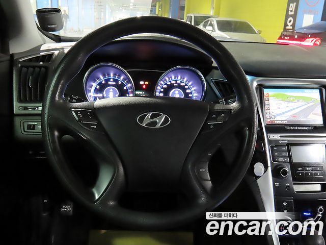 Hyundai Sonata 2010 — photo 15