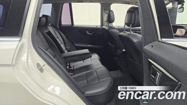 Mercedes-Benz GLK-Class 2012 — photo 12