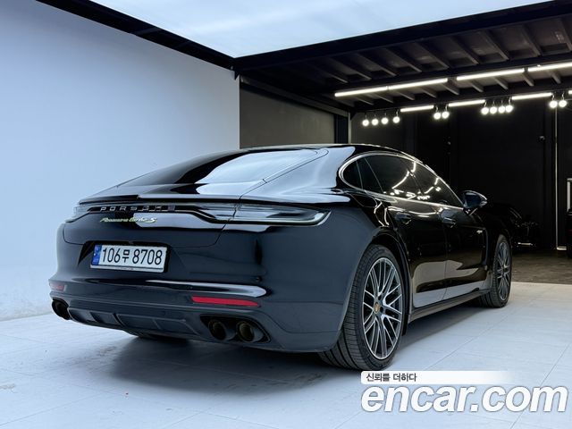 Porsche Panamera 2022 — photo 4