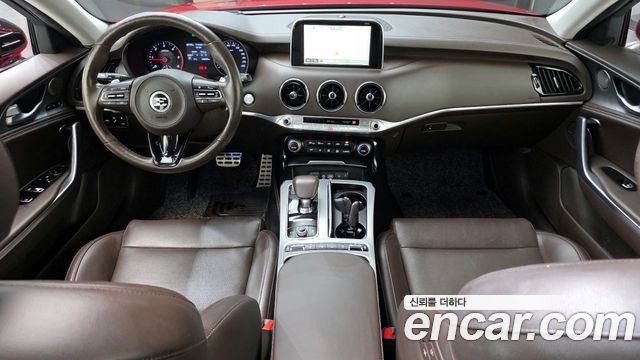 Kia Stinger 2018 — photo 10