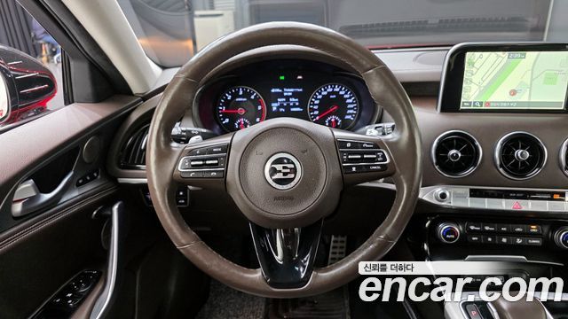 Kia Stinger 2018 — photo 18