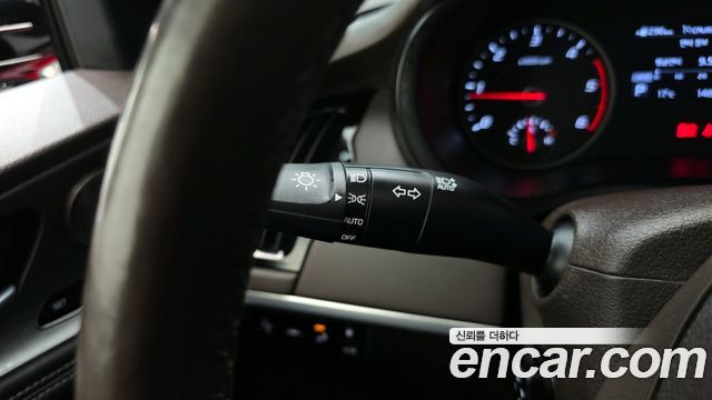 Kia Stinger 2018 — photo 22