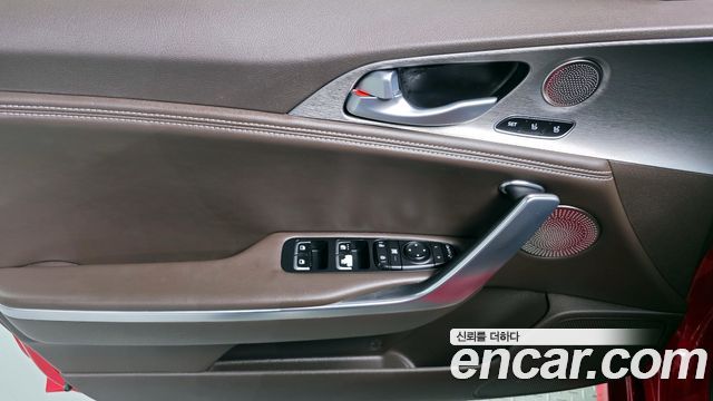 Kia Stinger 2018 — photo 14