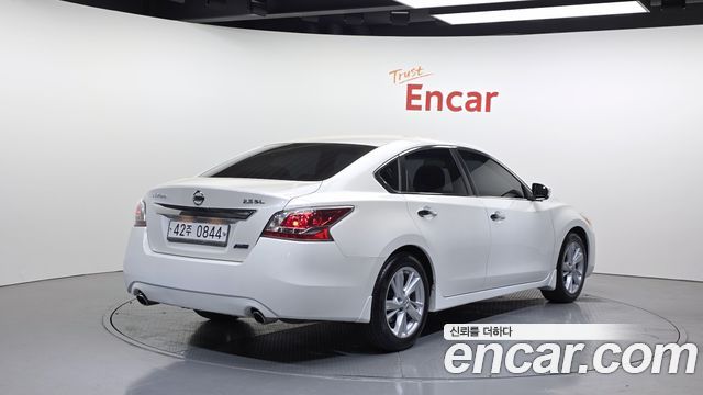 Nissan Altima 2016 — photo 2