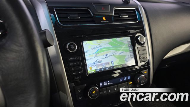 Nissan Altima 2016 — photo 14