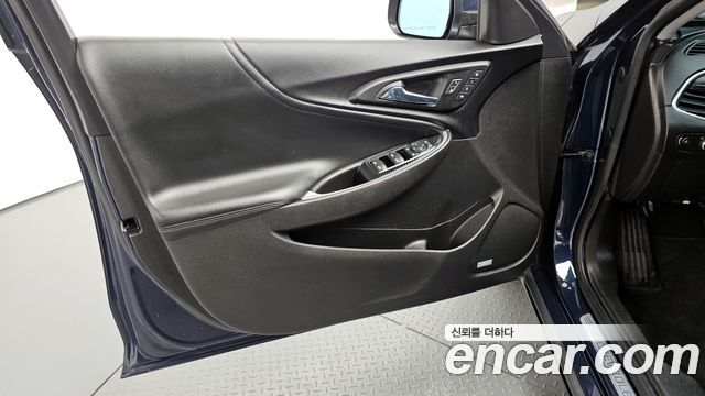 Chevrolet Korea Malibu 2017 — photo 14