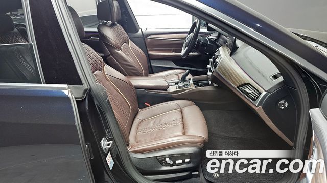 BMW Gran Turismo 2020 — photo 10