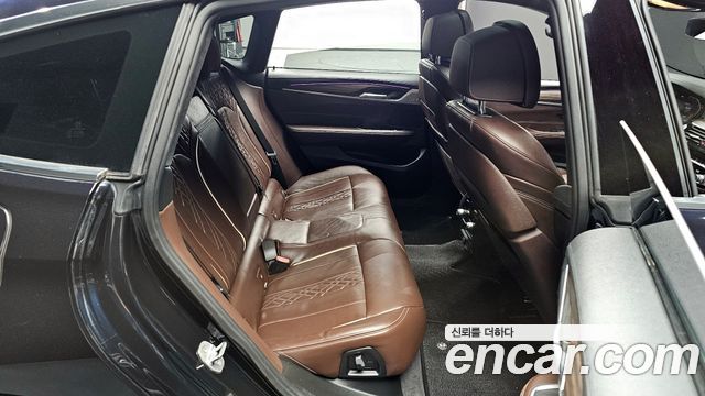 BMW Gran Turismo 2020 — photo 11