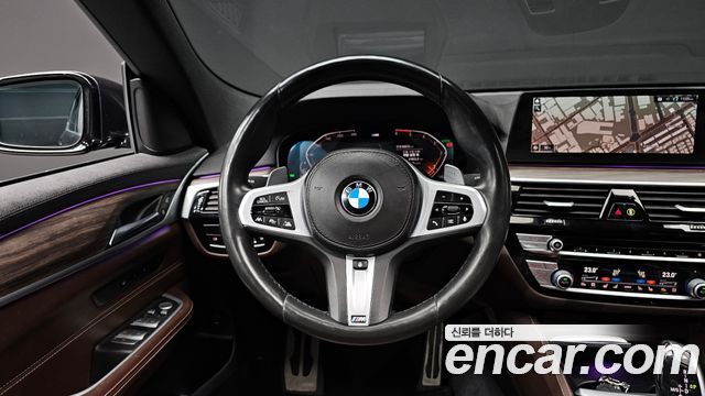BMW Gran Turismo 2020 — photo 13