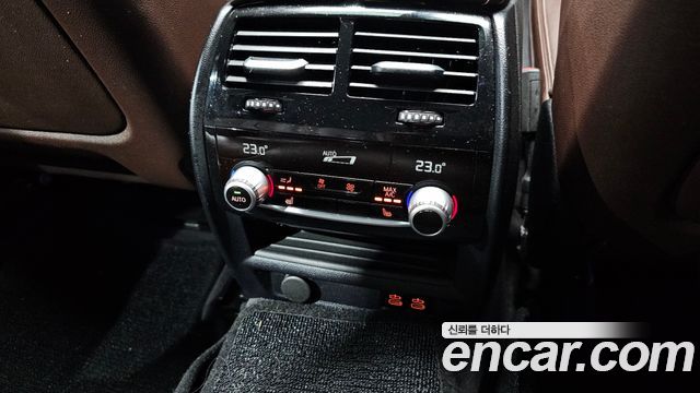 BMW Gran Turismo 2020 — photo 19