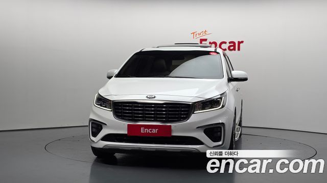 Kia Canival 2019 — photo 3