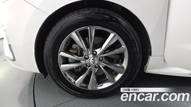 Kia Canival 2019 — photo 5