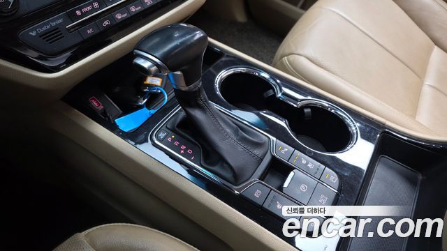 Kia Canival 2019 — photo 12