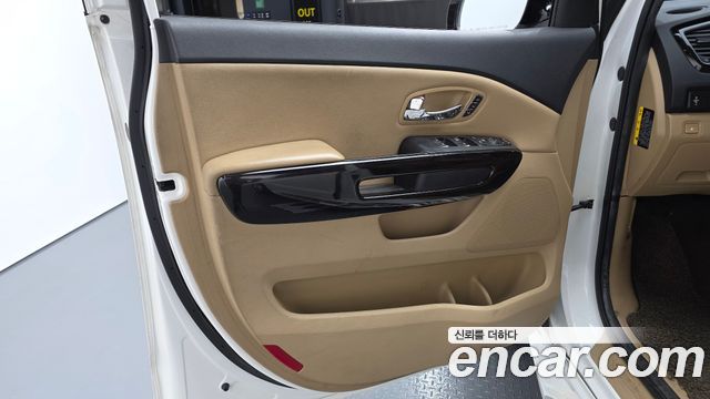 Kia Canival 2019 — photo 14