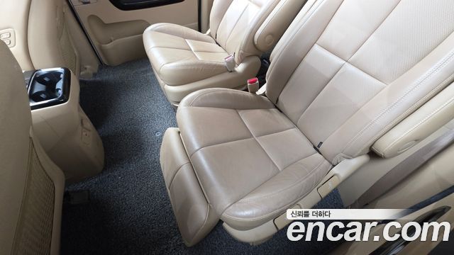 Kia Canival 2019 — photo 15