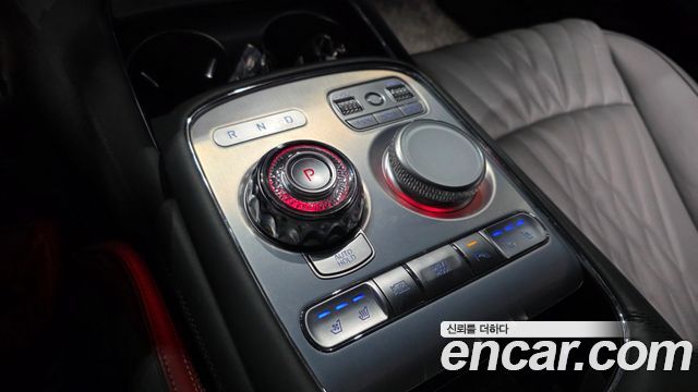 Genesis G90 2022 — photo 12