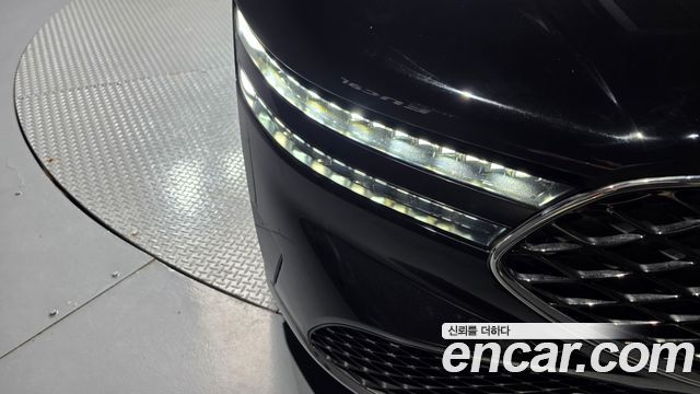 Genesis G90 2022 — photo 8