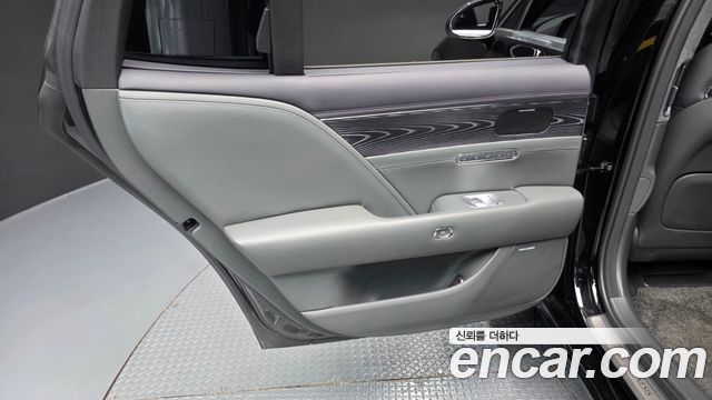 Genesis G90 2022 — photo 15