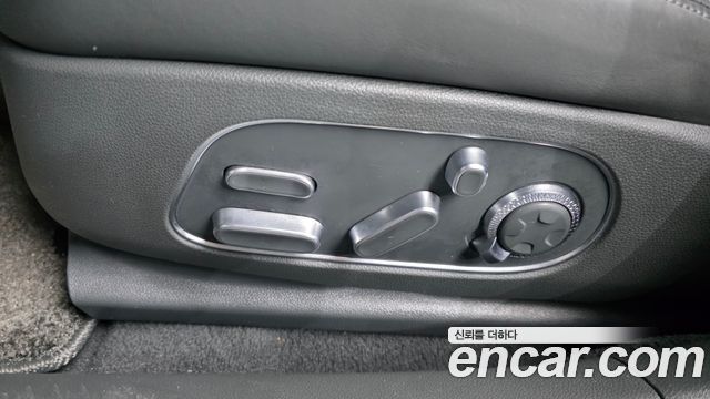 Genesis G90 2022 — photo 33