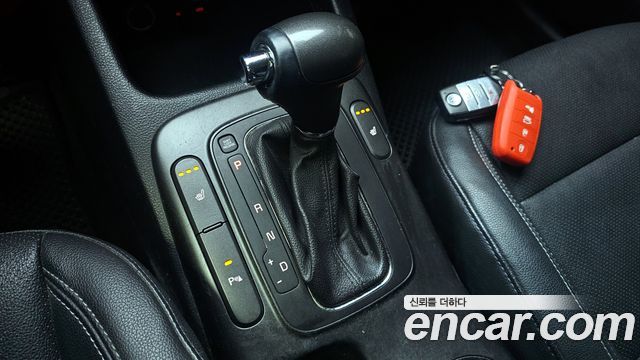 Kia K3 2015 — photo 9