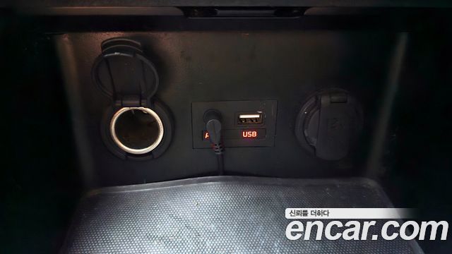 Kia K3 2015 — photo 13
