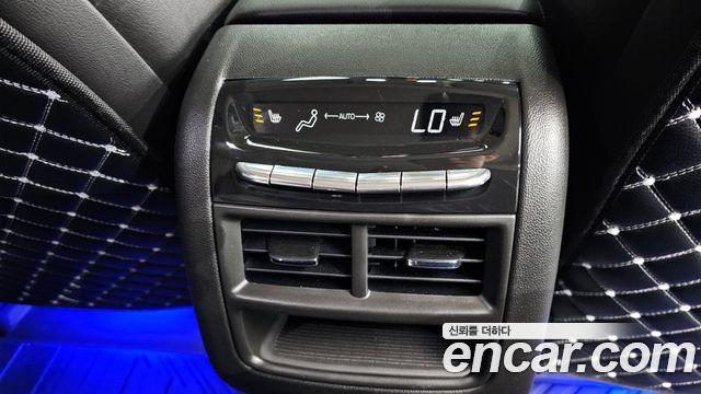 Cadillac XT5 2019 — photo 24
