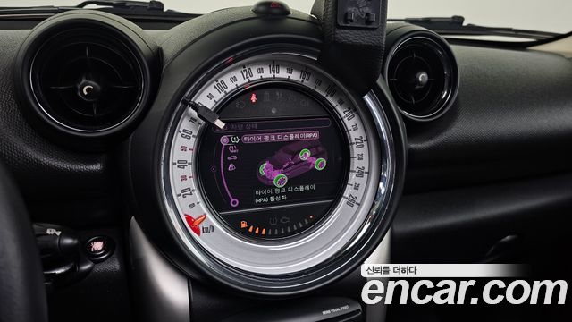 Mini Countryman 2013 — photo 12