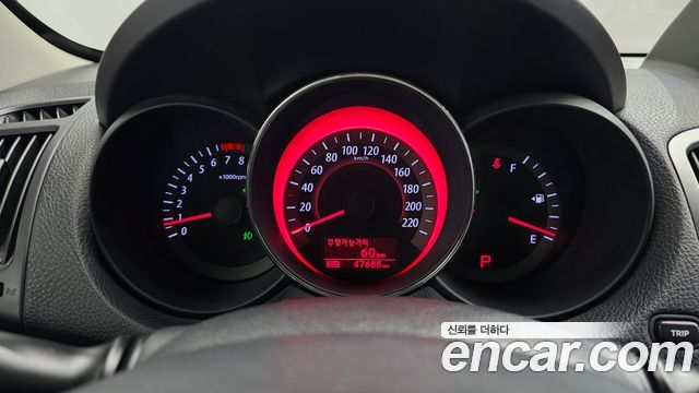 Kia Porte 2013 — photo 11
