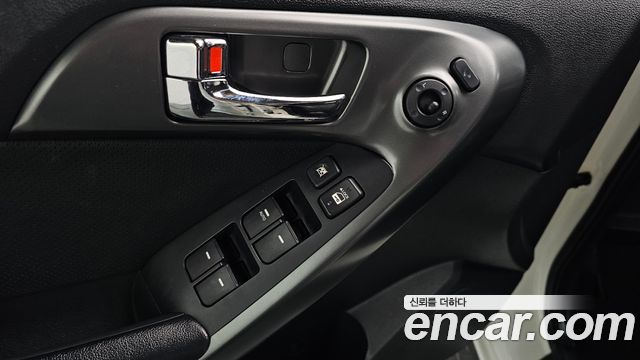 Kia Porte 2013 — photo 25