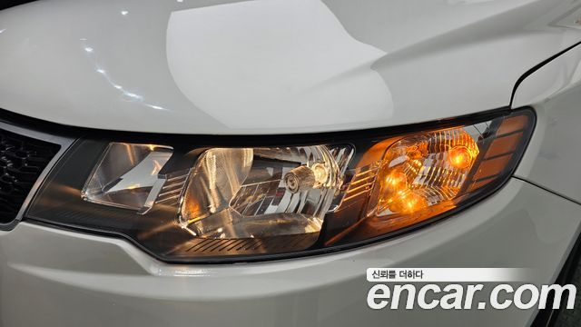Kia Porte 2013 — photo 8