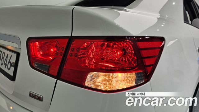 Kia Porte 2013 — photo 9