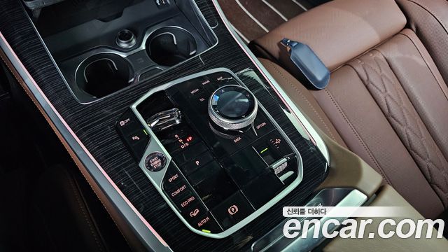 BMW X5 2025 — photo 9