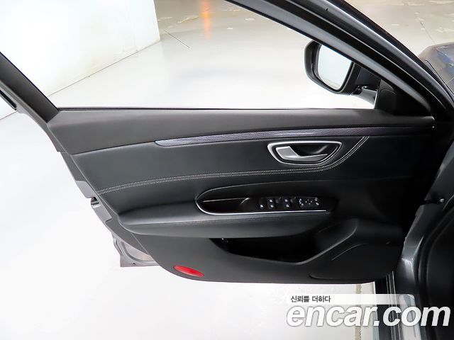 Renault Korea SM6 2016 — photo 14
