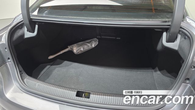 Renault Korea SM6 2016 — photo 16