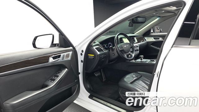 Genesis G80 2017 — photo 13