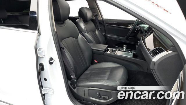 Genesis G80 2017 — photo 16