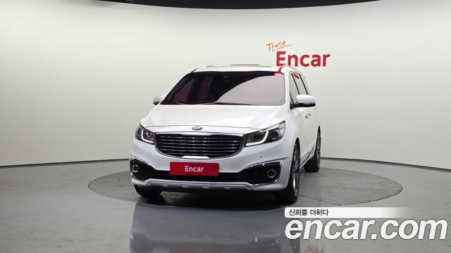 Kia Canival 2017 — photo 3