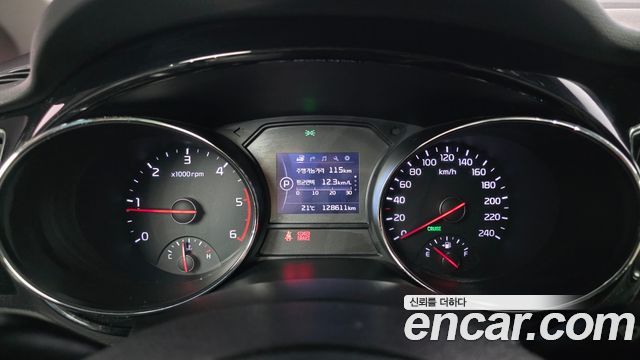 Kia Canival 2017 — photo 11
