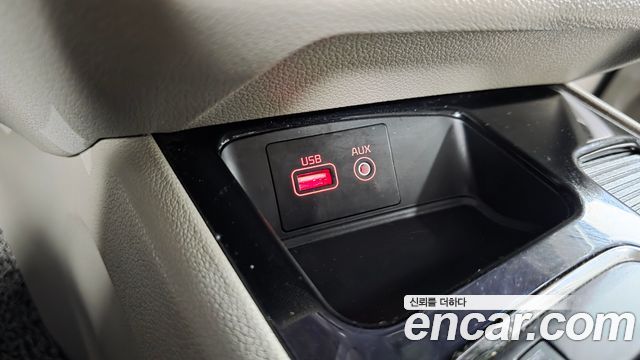 Kia Canival 2017 — photo 23