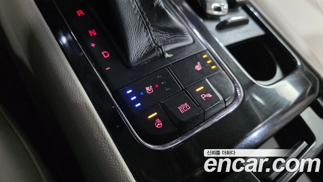 Kia Canival 2017 — photo 30