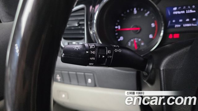 Kia Canival 2017 — photo 33