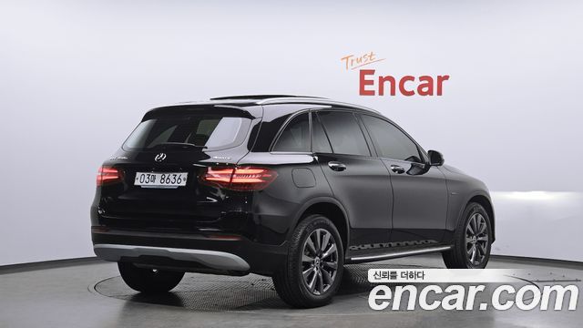 Mercedes-Benz GLC-Class 2019 — photo 2