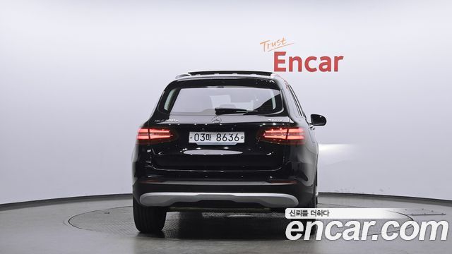 Mercedes-Benz GLC-Class 2019 — photo 4