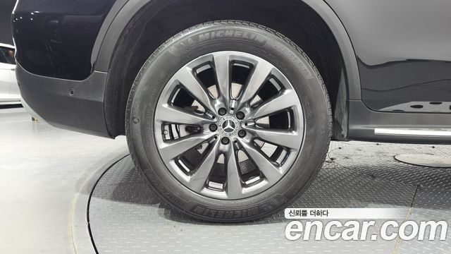 Mercedes-Benz GLC-Class 2019 — photo 5
