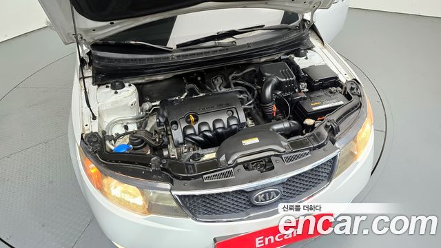 Kia Porte 2009 — photo 6