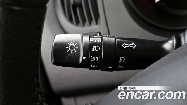 Kia Porte 2009 — photo 15
