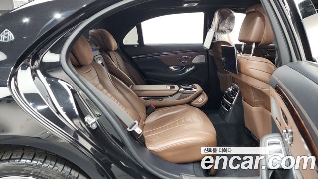 Mercedes-Benz S-Class 2018 — photo 11