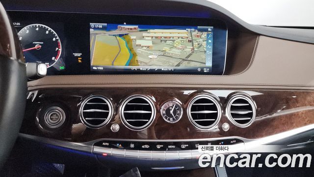 Mercedes-Benz S-Class 2018 — photo 12